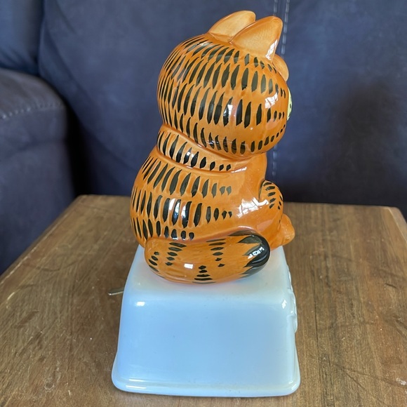 🌎 Enesco Garfield and Pooky ceramic Music Box Figure 1981 Cartoon figurine - Picture 6 of 10